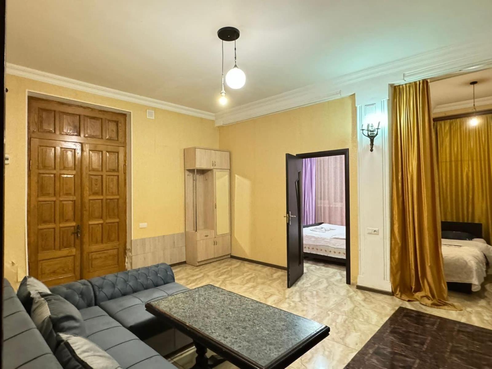 Benene'S Apartments Tbilisi Exterior foto